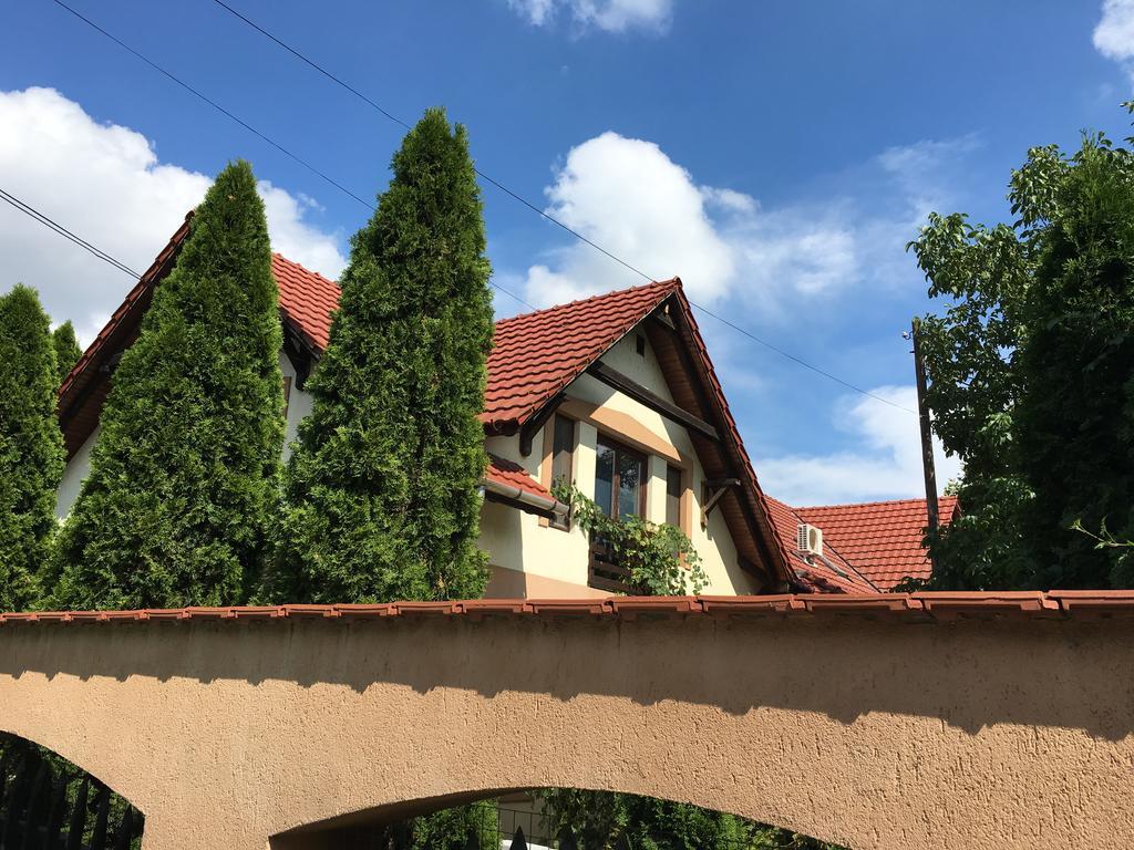 Vargapartman Сегед Экстерьер фото